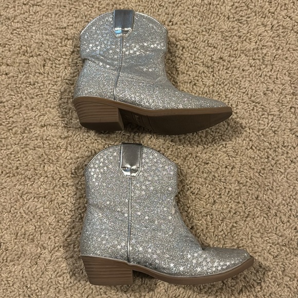 Tucker + Tate booties - Picture 3 of 6